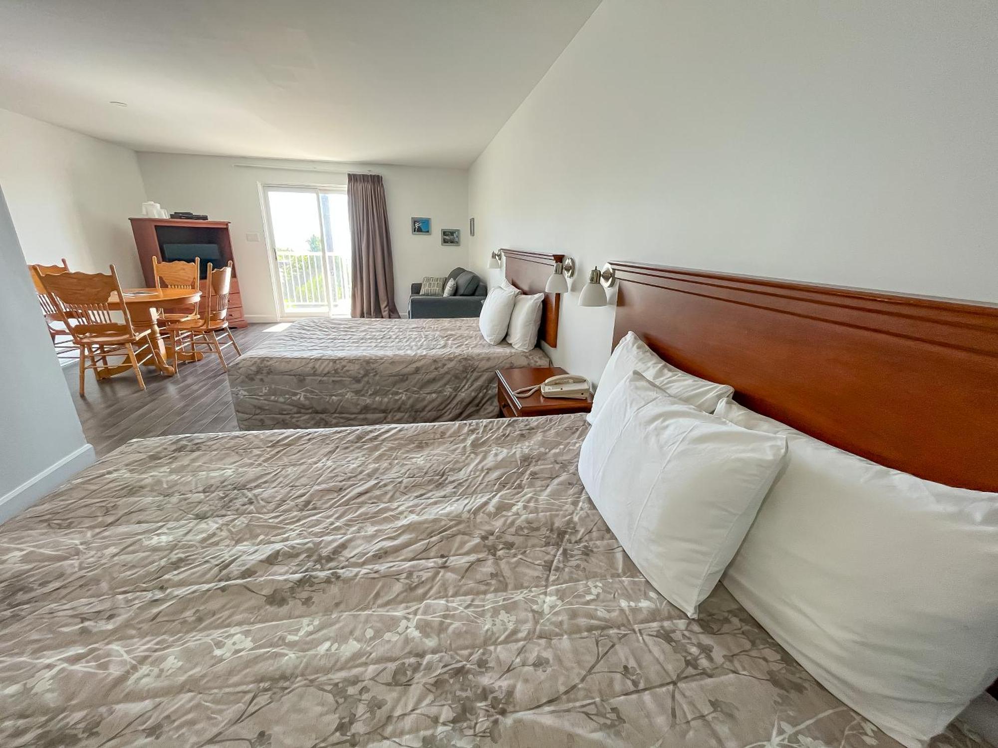 Complexe Hotelier Escoumins Les Escoumins Exteriör bild
